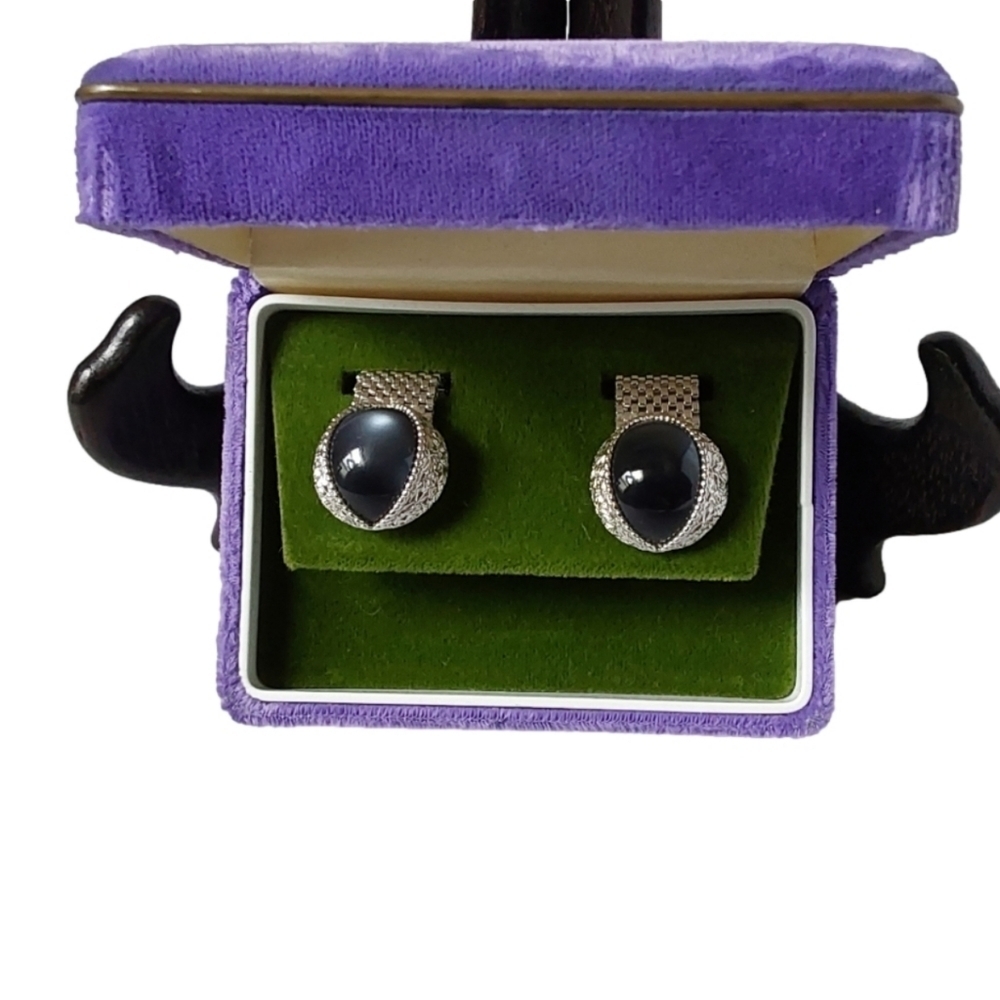 SWANK LUXURY VINTAGE ‎ SAPPHIRE BLUE & SILVER MEN'S CUFF LINK